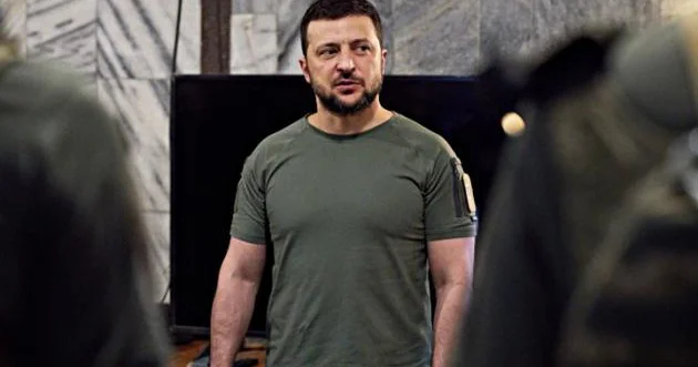 Zelenski Kanada səfərini yarımçıq qoydu Səbəb açıqlandı