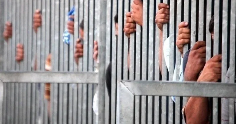İranda həbsxanada üsyan: 10 məhbus öldürüldü