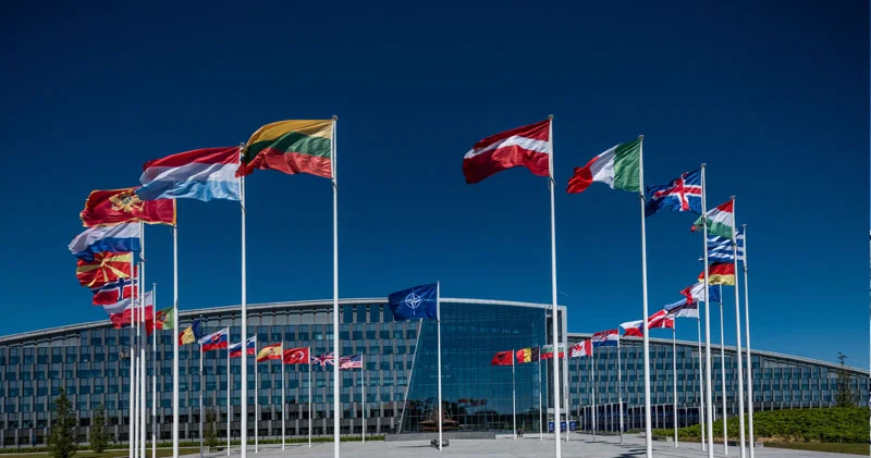 Tramp NATO sammitini də tərk etsə, bunun Moskva üzərində hansı təsiri olar?