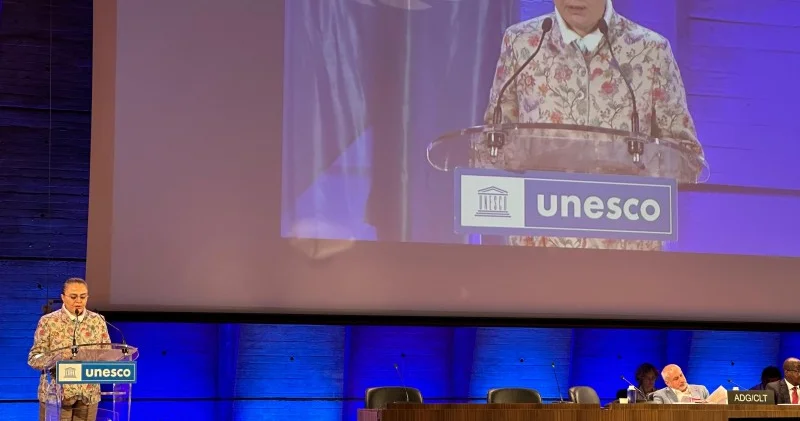 Azərbaycan Respublikası Mədəniyyət Nazirliyinin nümayəndə heyəti UNESCO nun “Mədəni özünüifadə müxtəlifliyinin qorunması və təşviqi haqqında 2005 ci il Konvensiyası”na Tərəf Dövlətlərin Konfransının 10 cu sessiyasında iştirak edir