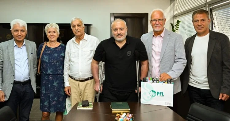 Bernd Ştange Peşəkar Futbol Liqasının qonağı oldu