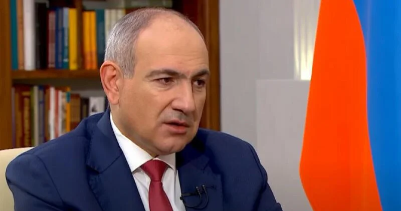 Paşinyan: II Qaregin murdar əlini kilsədən çəkməli, postunu tərk etməlidir