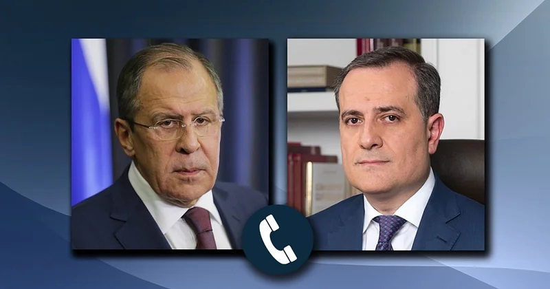 Состоялся телефонный разговор глав МИД Азербайджана и России