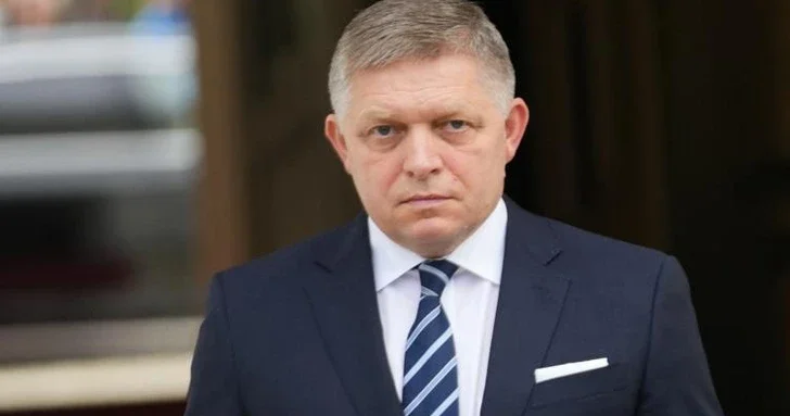Роберт Фицо объявил о намерении Словакии выйти из НАТО