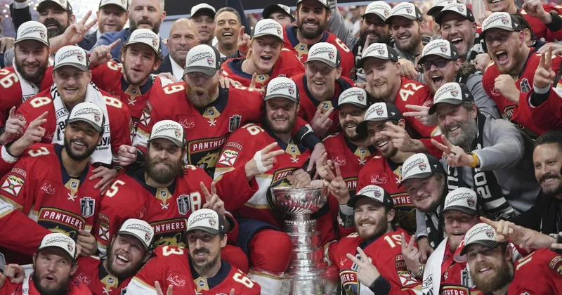 Florida Panthers ardıcıl ikinci mövsüm Stenli kubokunun qalibi olub