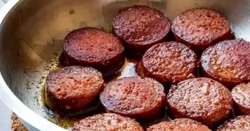 Daha ləzzətli və yumşaq sucuğu necə bişirmək olar?