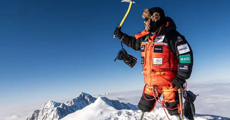 46 yaşlı hərbçi dünya rekorduna imza atdı: İki ayağı olmayan ilk alpinist FOTO