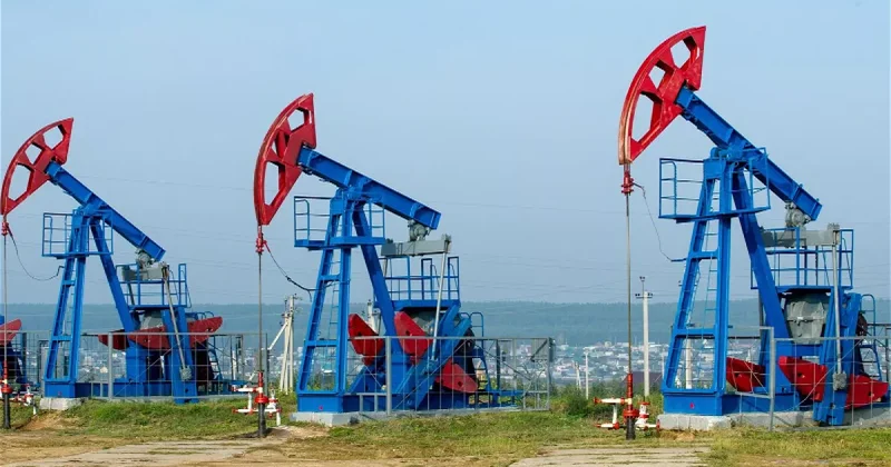 За азербайджанскую нефть дают почти 83 доллара