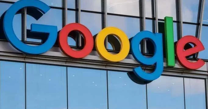 Google заменила традиционную капчу проверкой через селфи камеру