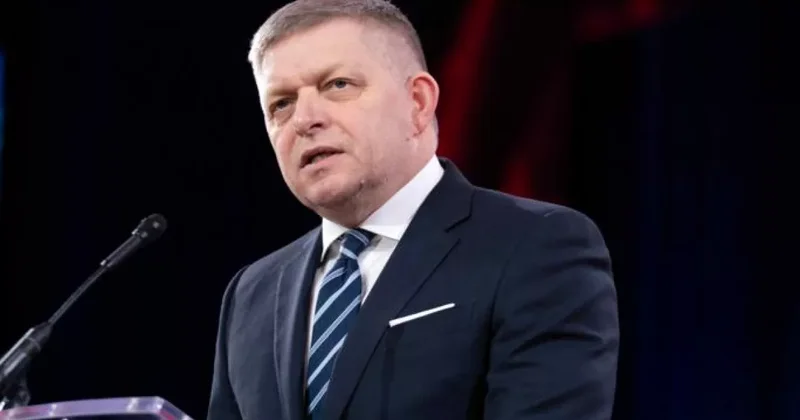 Фицо предлагает установить прямую линию связи между Россией и Украиной