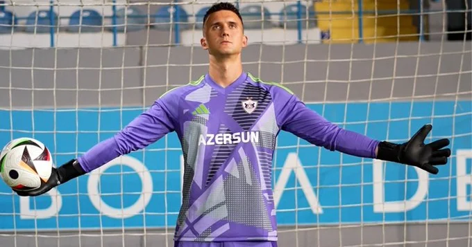 “Qarabağ”ın qapıçısı Polşada ən yaxşılar arasında