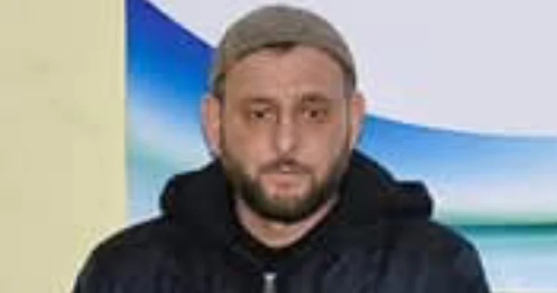 Oğlunu namaz qılmağa məcbur edən sabiq axund cərimələndi