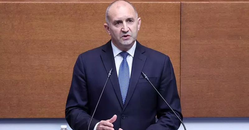 Радев о санкциях против России: Время крестовых походов закончилось