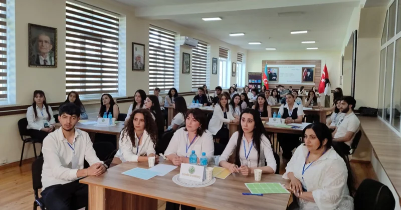GDU da keçirilən bilik yarışında “Elm yolçuları” birinci oldu