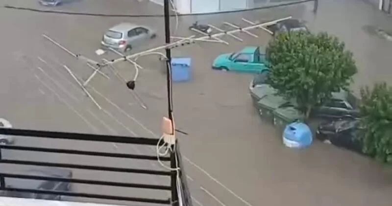 Дожди затопили Грецию ВИДЕО