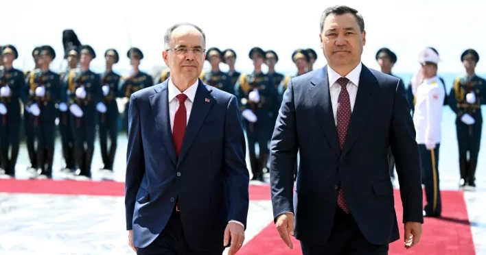 Albaniya lideri Qırğızıstanda rəsmi səfərdədir