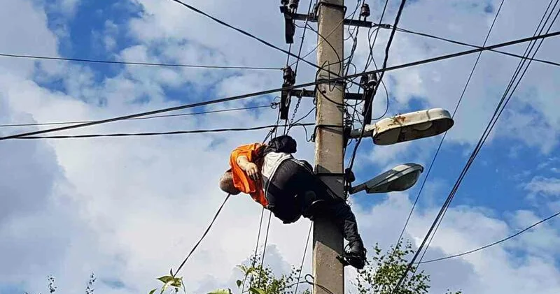 Cəlilabadda bədbəxt hadisə: Ustanı elektrik vurdu