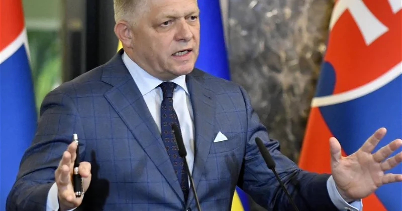 Словакия не поддержит особый статус Украины в ЕС, заявил Фицо