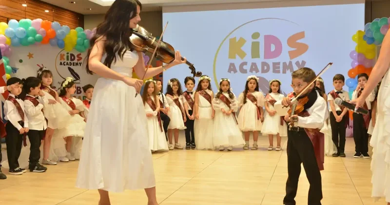 “Kids Academy by British School”da məktəbəqədər qrupların Məzun Günü keçirildi