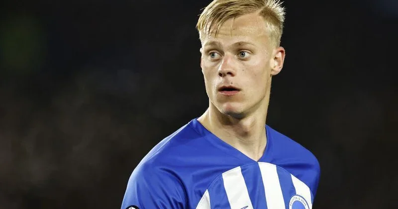 “Tottenhem” “Brayton”dan Van Hekkenin transferini açıqlayıb