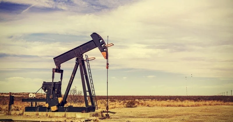 В Азербайджане сократилась добыча нефти, но выросло производство газа