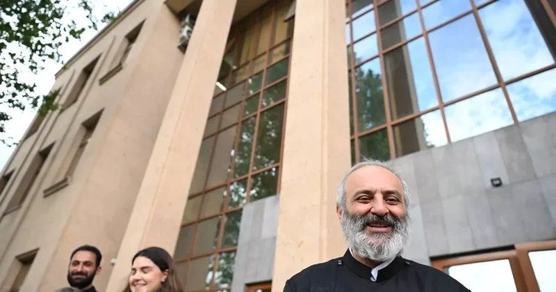 Arxiyepiskop Qalstanyanın ev dustaqlığı daha 3 ay uzadıldı