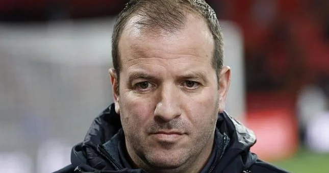 Millinin sabiq futbolçusu üzr istədi