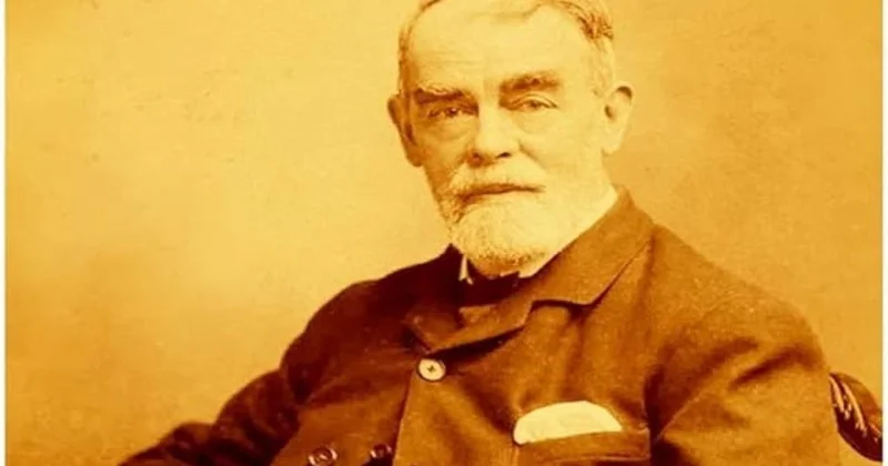 Oğrular pul kisəsini və ya canını tələb edir, qadınlar isə hər ikisini... İngilis yazıçıdan sitatlar