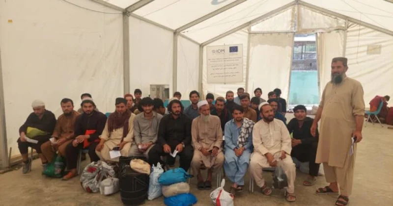 Pakistan daha 485 nəfər əfqan məhbusu azad edib