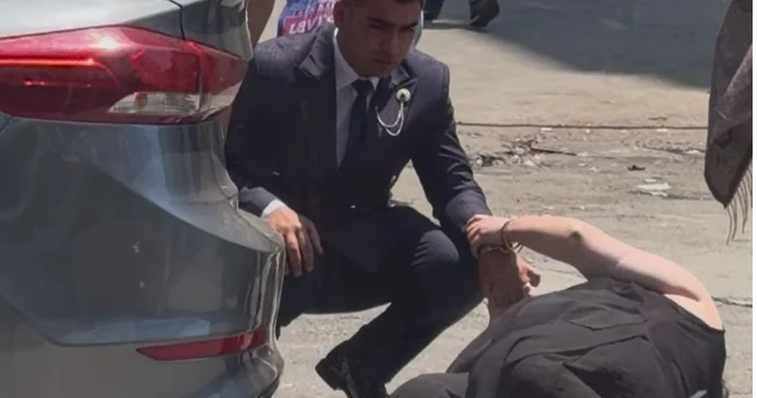 Prospektdə arxa arxaya hərəkət edən sürücü piyadanı vurdu