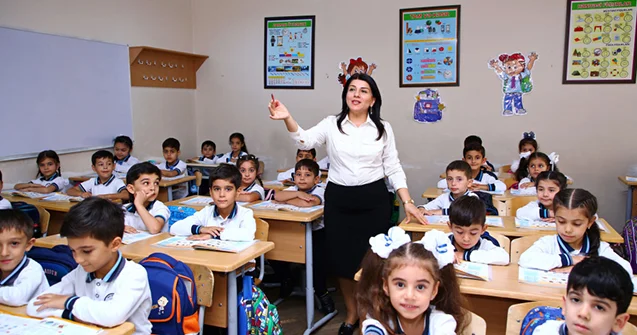 Müəllimlərə güzəştli kart veriləcək