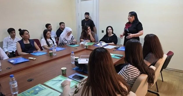 Qobustanda insan alverinə qarşı rəqəmsal maarifləndirmə tədbiri keçirildi FOTOLAR