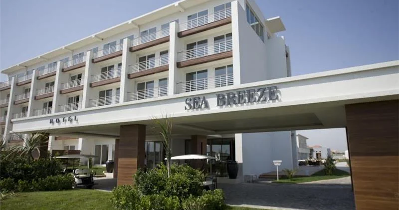 Запускается экспресс автобус от станции метро Короглу до Sea Breeze