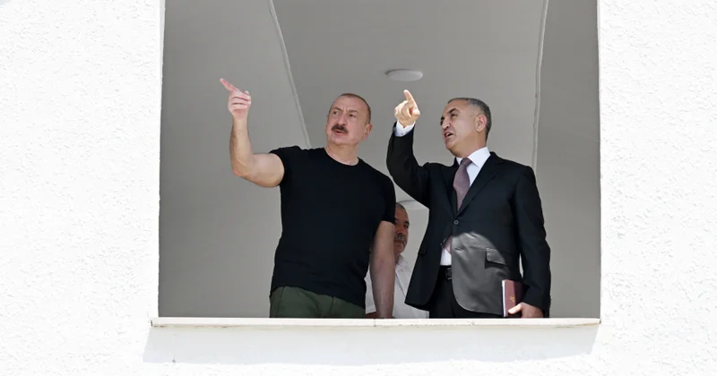 İlham Əliyev Xocalının Təzəbinə kəndində görülən işlərlə tanış olub FOTOLAR