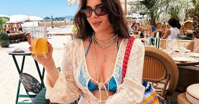 Aktrisanın qızından xəbərdarlıq “Boyu 185 dən az olanlar oğlanlar mənə yazmasın” Foto