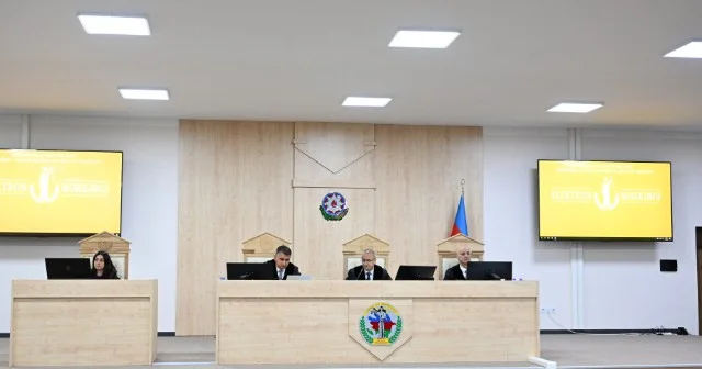Zərərçəkmişlər gördükləri zülmlərdən danışdılar MƏHKƏMƏ
