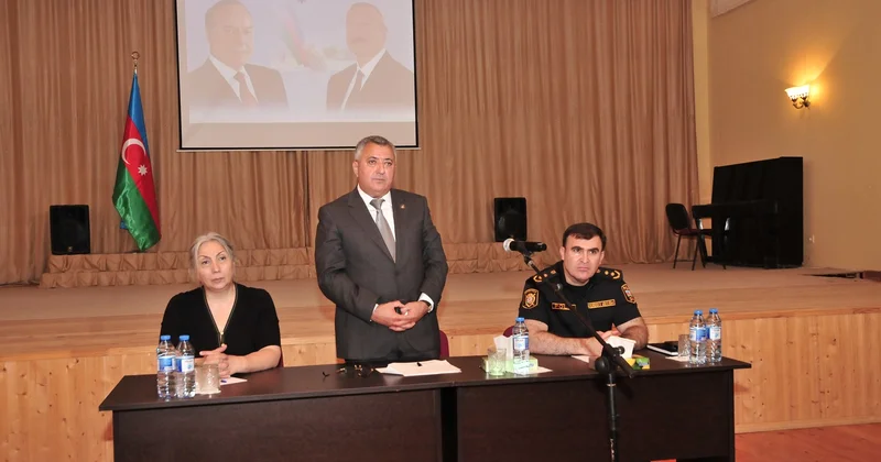 Abdin Fərzəliyev şəhid ailələri ilə görüşüb FOTOLAR