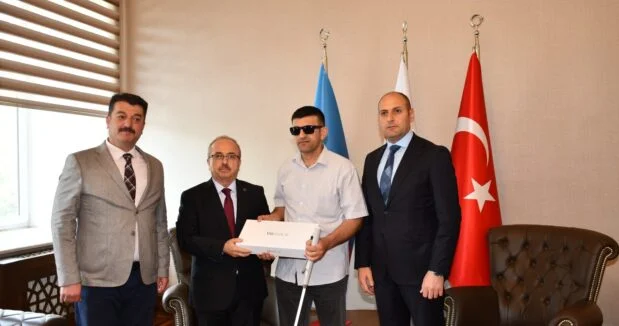 TİKA dan görmə məhdudiyyətli Qarabağ qaziləri üçün “ağıllı ağac” dəstəyi FOTOLAR