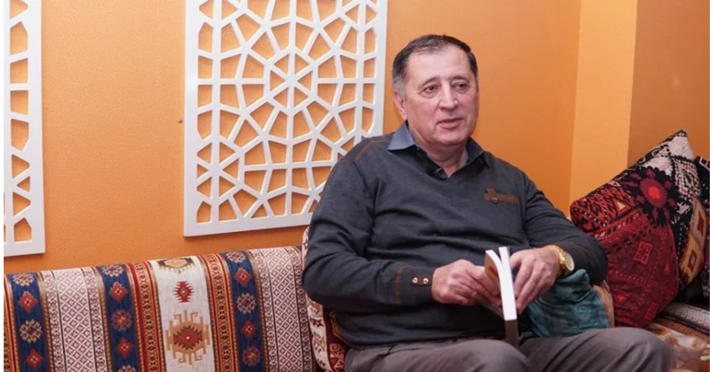 Baba Vəziroğlu: “Televiziyalar güzgümüzdür, səviyyəsizdirsə, deməli, biz də səviyyəsizik…”