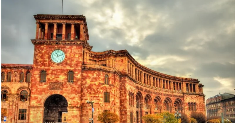 İrəvandan separatçılara ikinci zərbə: maşınları müsadirə olundu
