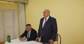 Tovuzun icra, başçısı kartof alverinə girişib, sahələri ələ keçirib