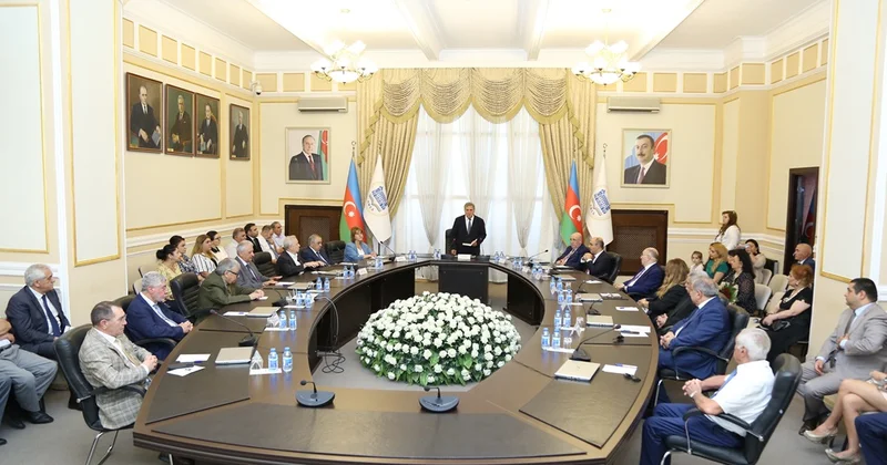 AMEA da görkəmli alim və cərrah, akademik Mustafa Topçubaşovun 130 illiyi qeyd olunub