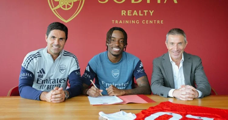 İngiltərə millisinin üzvü Çelsi ni Arsenal a dəyişdi RƏSMİ
