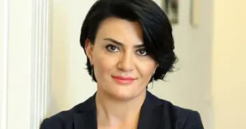 Gənclərin haqqını yeməmək lazımdır Təhsil eksperti