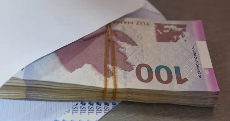 “Pulu saymağa ehtiyac var?” Qəbir yerini 50 minə satan vəzifəli şəxsin işindəki ŞOK detallar