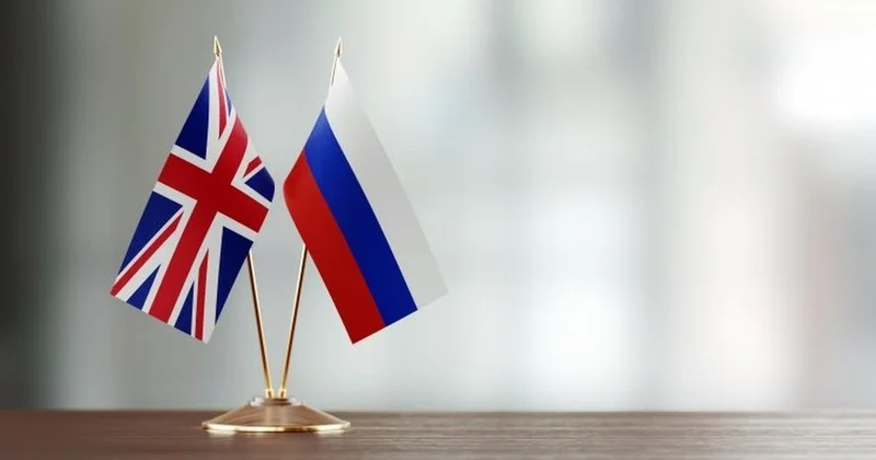 Великобритания ввела санкции против 18 россиян за кибератаки