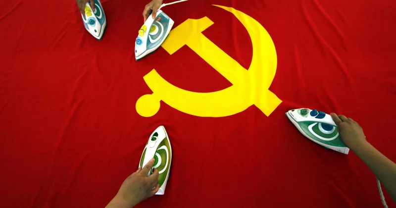 Чехия поставила крест на коммунизме