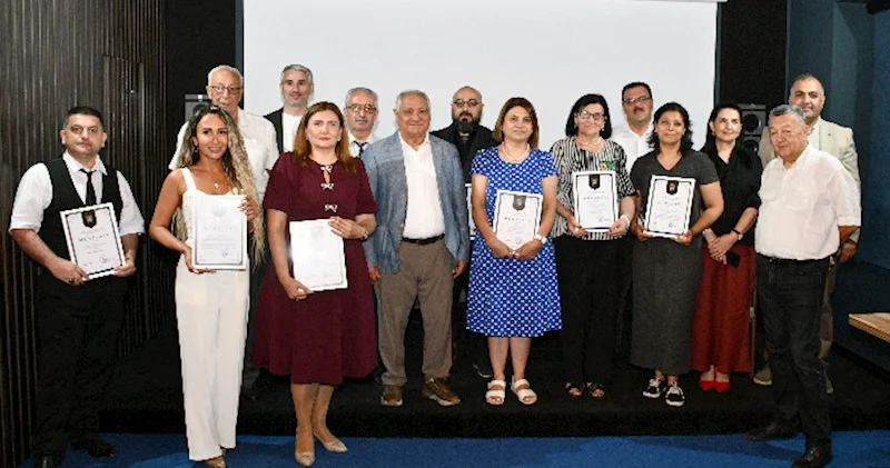 Jurnalistlərə Həsən bəy Zərdabi mükafatı təqdim edilib FOTOLAR