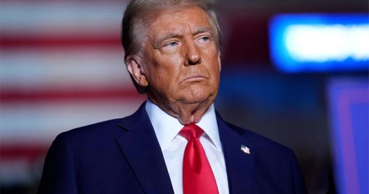 Трамп нарисовал Эпштейну эротическую картинку на 50 летие