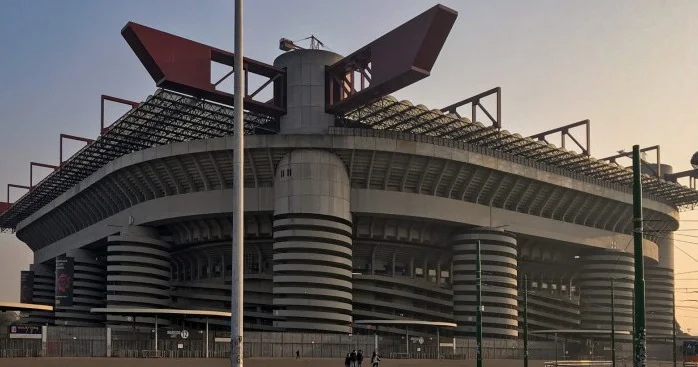 İtaliyanın məşhur stadionu AVRO 2032 ni qəbul edə bilməyəcək